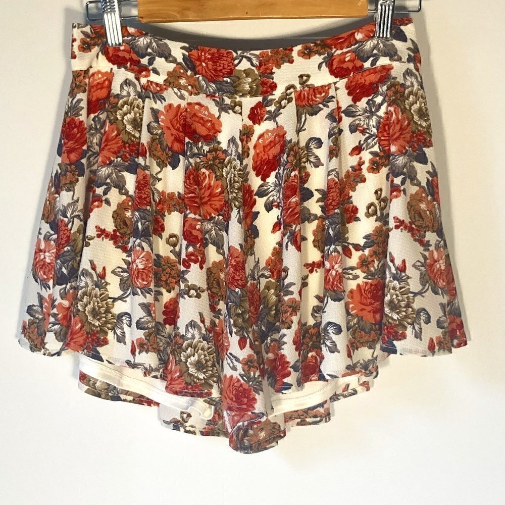 A'gaci SZ M Ivory Rose floral skort Flirty Coquette Romantic Sexy Feminine